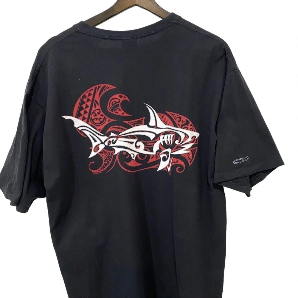 Hawai'i Shirts with Shark Graphic Print Mens Short Sleeve T Size L